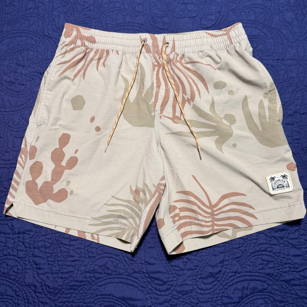 Howler Bros Deep Set Board Shorts Tan Tropical Palm Print 6.5 Inseam